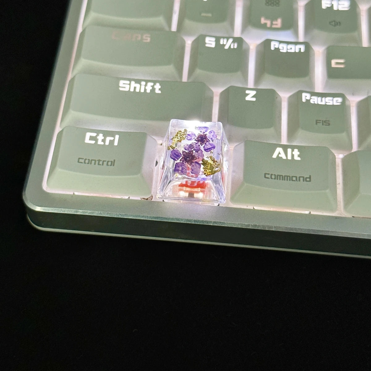 Resin Flower Artisan Accent Keycap (OEM Profile) 1 Piece